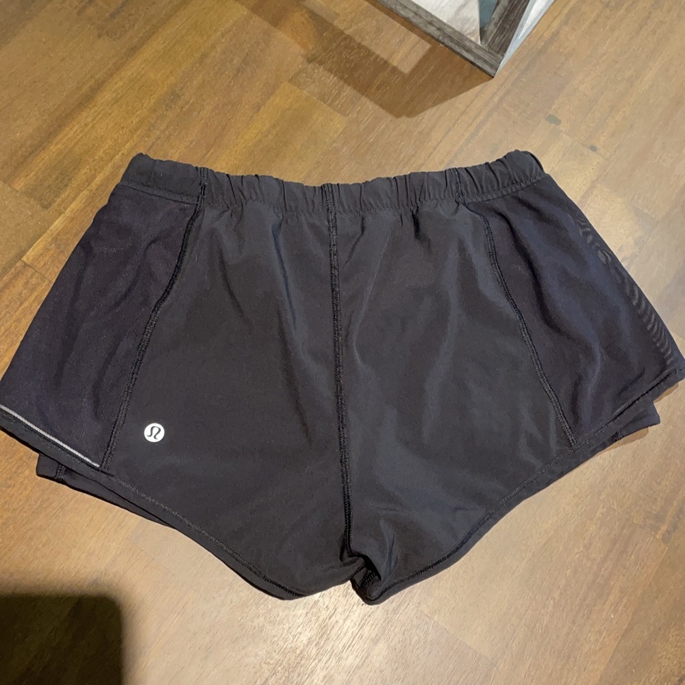 Black lulu lemon shorts